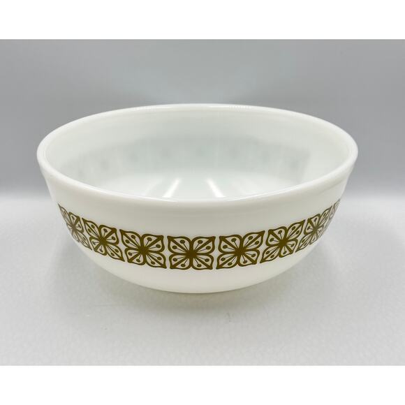 Pyrex Other - Vintage PYREX 404 Verde Autumn Floral Glass Mixing Bowl 4 Qt